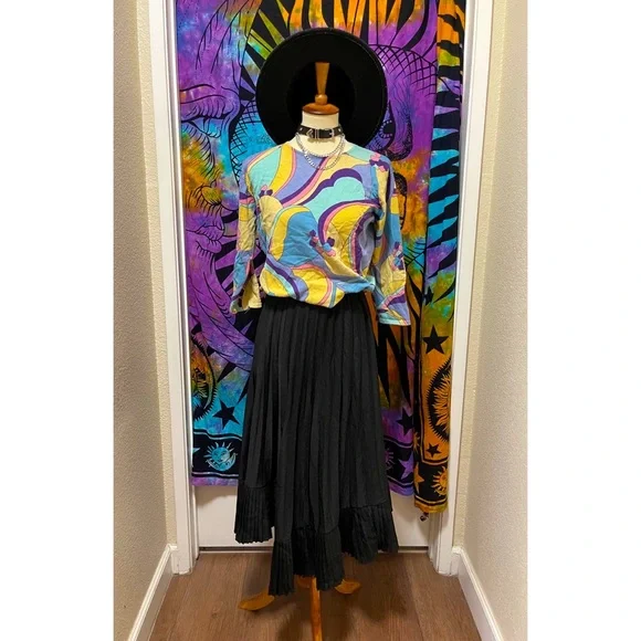 🌈 Amazing pastel Vintage art sweater - Picture 9 of 11